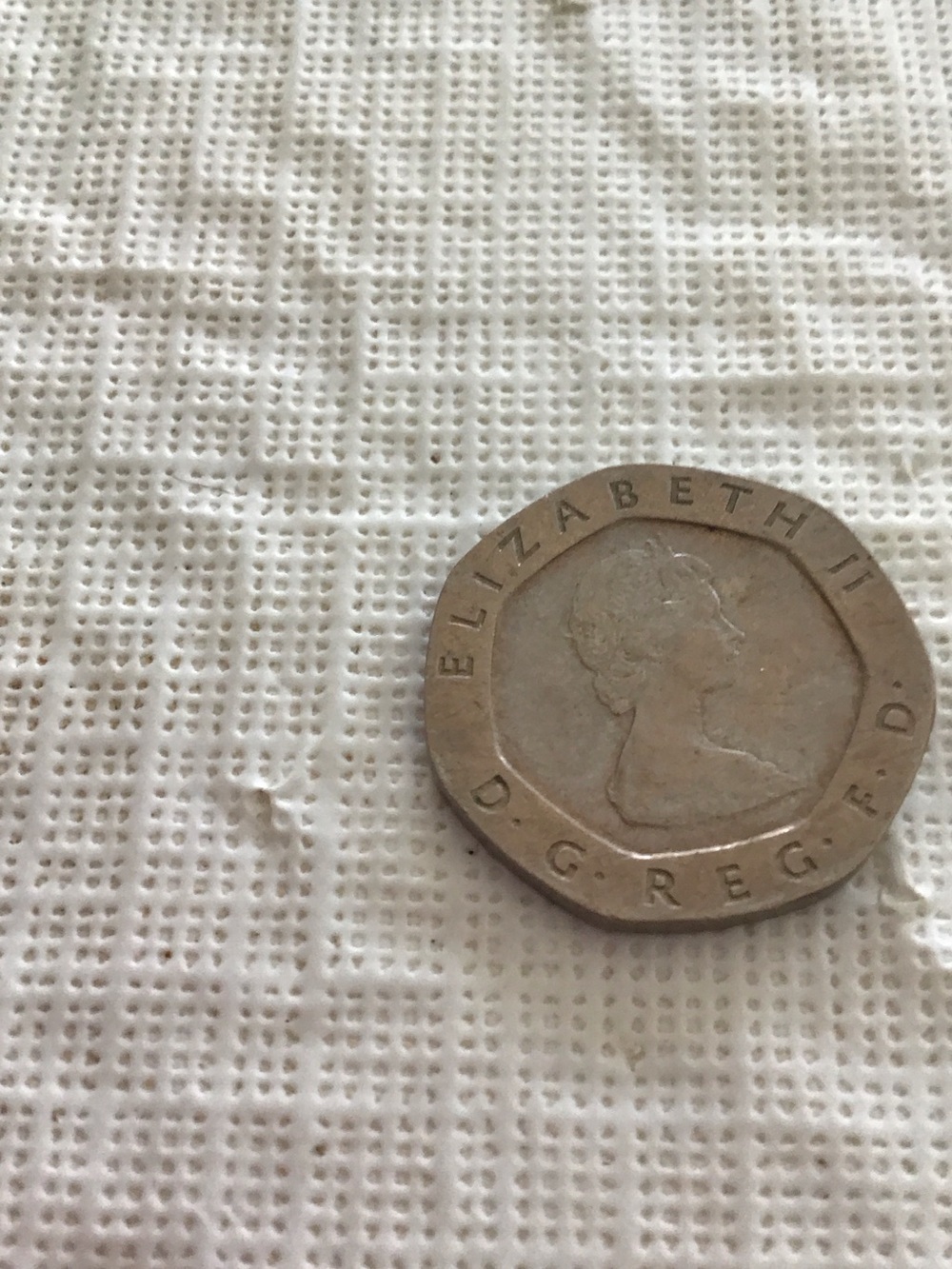 United Kingdom 20 Pence Coin featuring Queen Elizabeth II year 1982